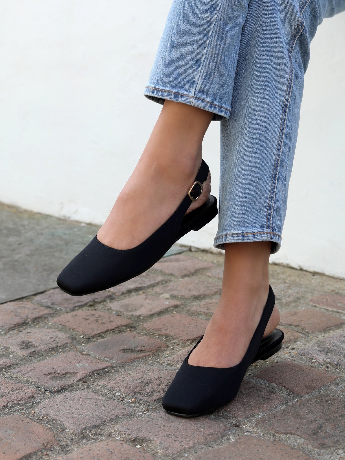 Stylish black deals flat shoes